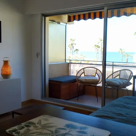 Beautiful Cocoon With Balcony - Near Beach * Сис-Фур-Ле-Пляж